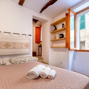 Apartament Nonno Efisio Old Town, Alghero
